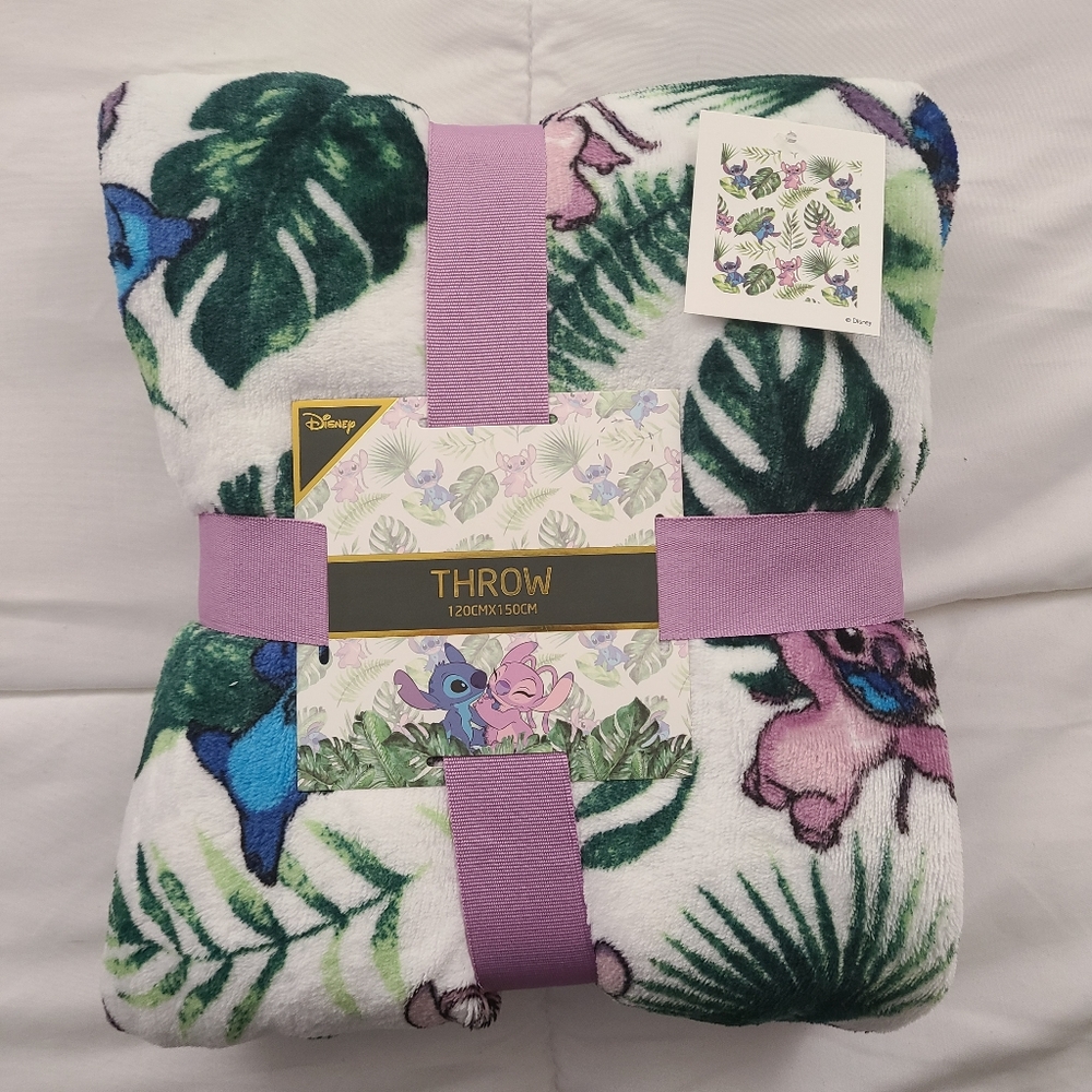 Disney's Stitch Throw Blanket